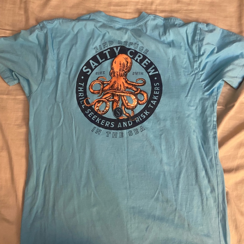 Tilly’s Salty Crew Graphic T shirt, Large